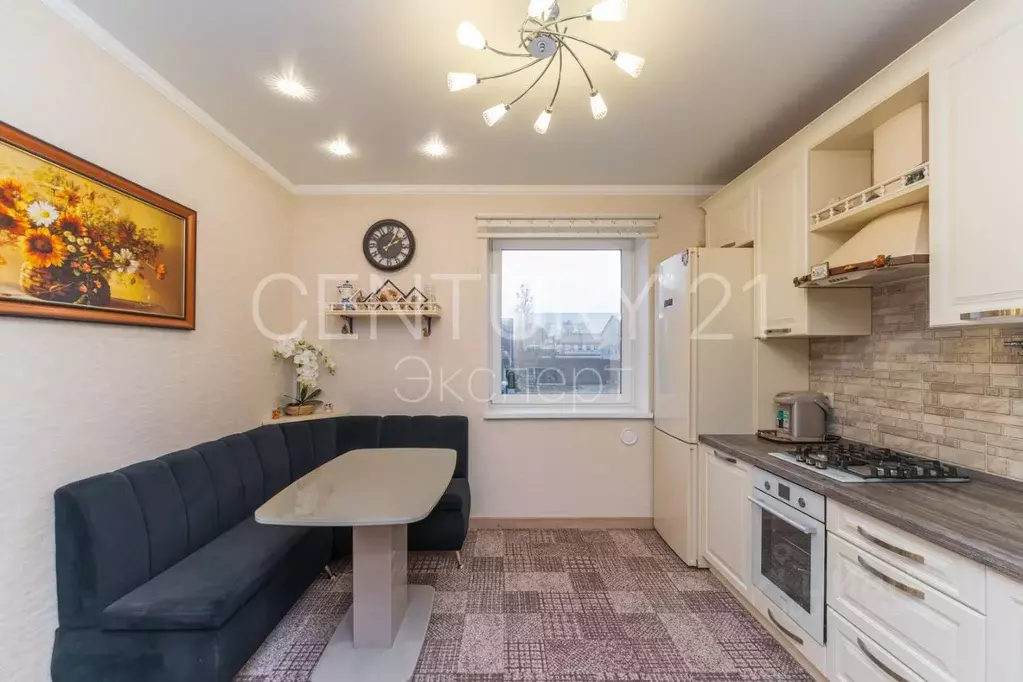 2-к кв. Калининградская область, Зеленоградск ул. Приморская, 33 (58.4 ... - Фото 1