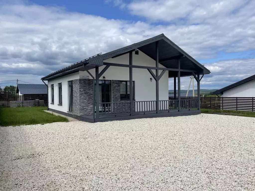 Коттедж в Свердловская область, Сысертский муниципальный округ, д. ... - Фото 1