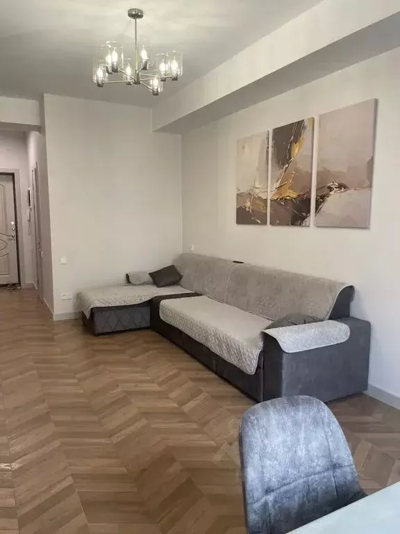 2-к кв. Дагестан, Каспийск просп. Акулиничева, 2 (60.0 м) - Фото 1