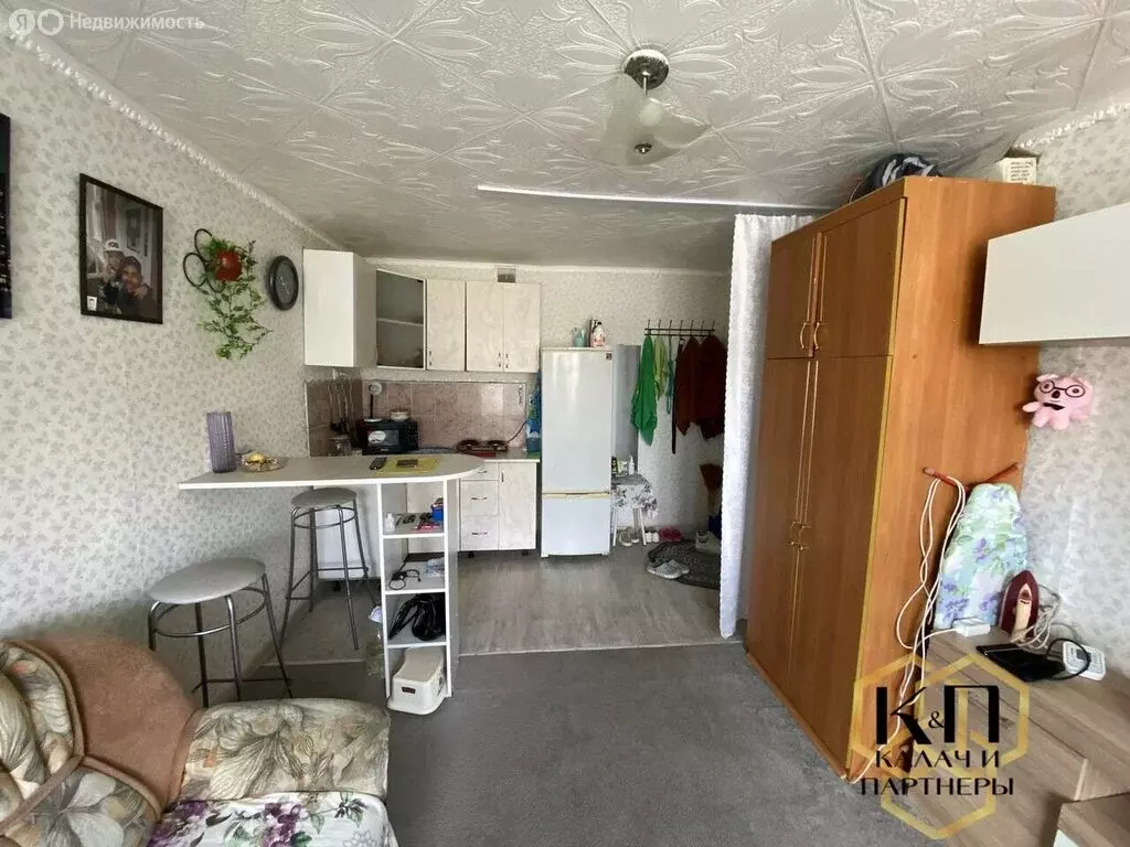 1к в 10-комнатной квартире (18.1 м) - Фото 1