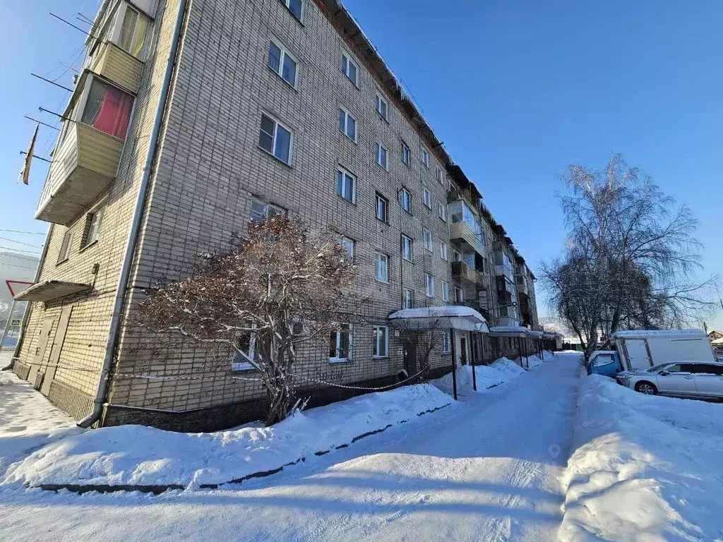 3-к кв. Алтай, Горно-Алтайск ул. Ленина (56.6 м) - Фото 1