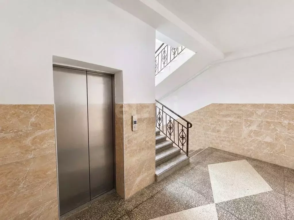 2-к кв. Дагестан, Махачкала ул. Ирчи Казака, 9Б (75.0 м) - Фото 1