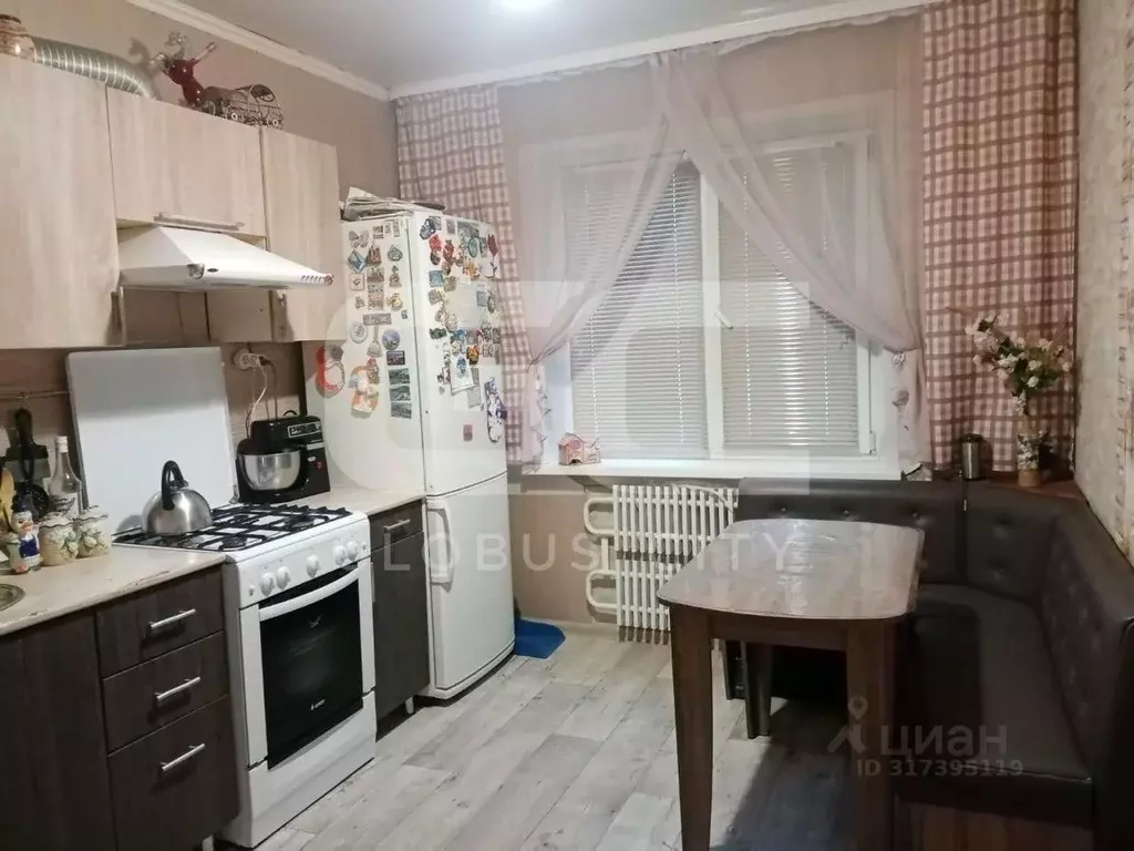 3-к кв. Брянская область, Брянск Фосфоритная ул., 31 (63.3 м) - Фото 0