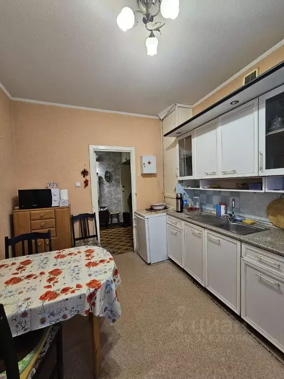 2-к кв. Ханты-Мансийский АО, Сургут ул. Дзержинского, 4/1 (54.0 м) - Фото 1