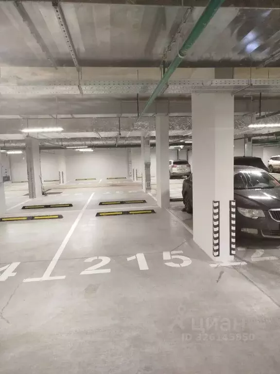 Гараж в Московская область, Ленинский городской округ, пос. Битца ... - Фото 1