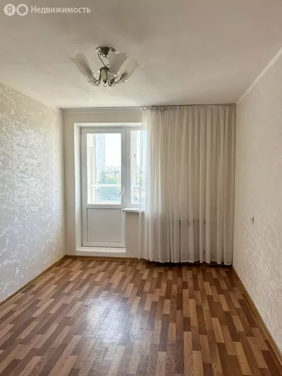 Квартира-студия: Набережные Челны, улица Аделя Кутуя, 18 (20 м) - Фото 0