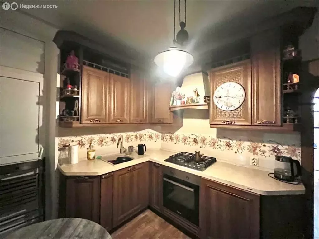 3-комнатная квартира: Большое Козино, Воинская улица, 1 (75.7 м) - Фото 0