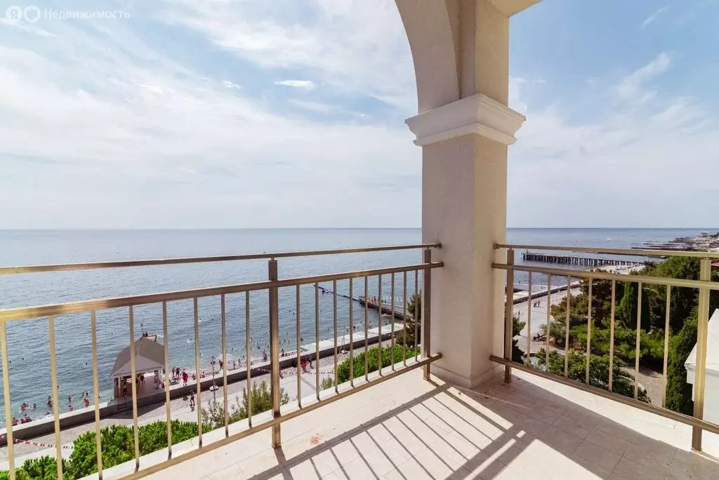 Квартира-студия: Алушта, улица Ленина, 17 (33.5 м) - Фото 2