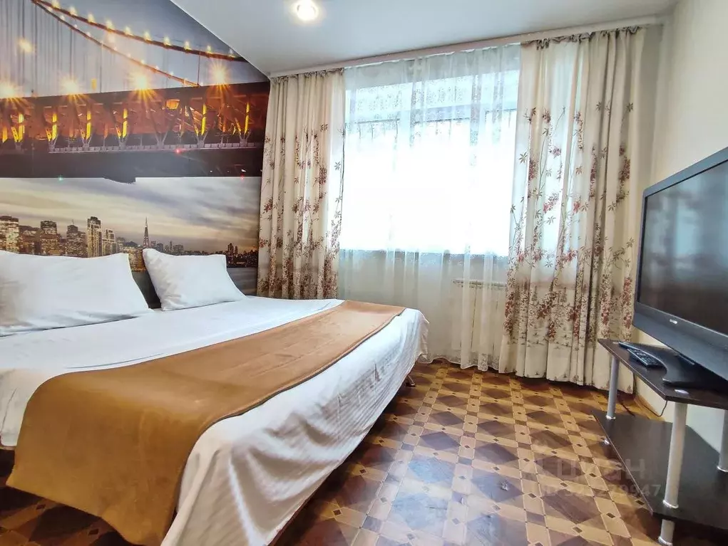 2-к кв. Омская область, Омск ул. Петра Ильичева, 2 (50.0 м) - Фото 1