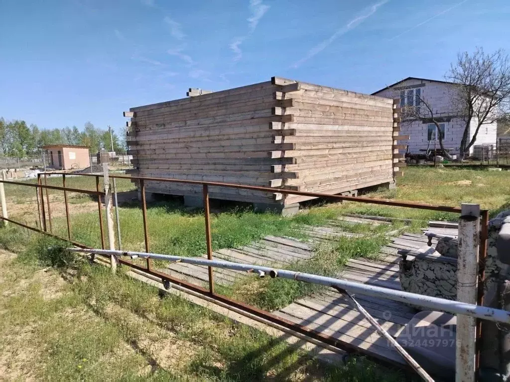 Дом в Астраханская область, Наримановский район, с. Верхнелебяжье  ... - Фото 1