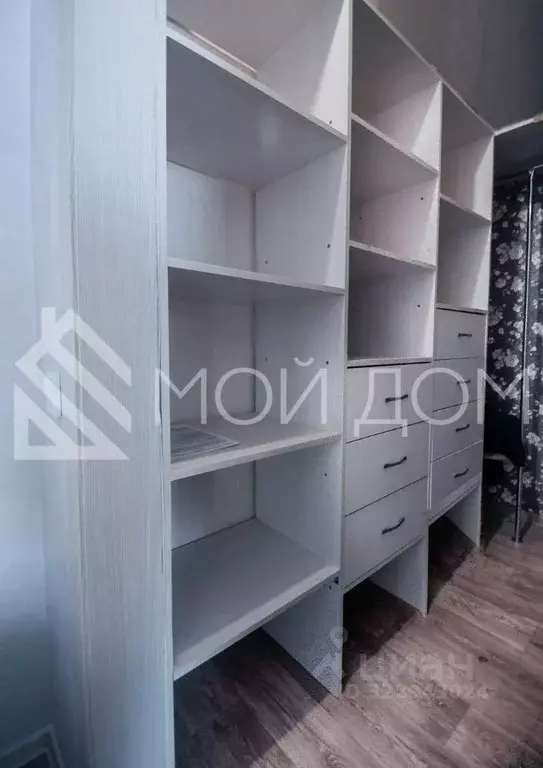 3-к кв. Сахалинская область, Южно-Сахалинск просп. Мира, 367 (53.0 м) - Фото 2