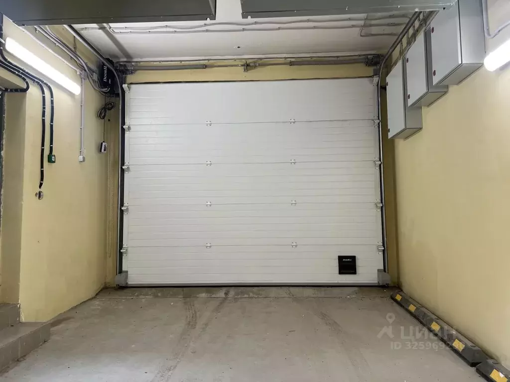 Гараж в Москва ул. Милашенкова, 7К2 (19 м) - Фото 1