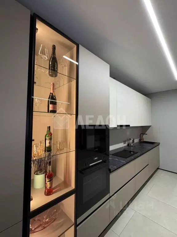 Студия Омская область, Омск Кемеровская ул., 8А (45.6 м) - Фото 1