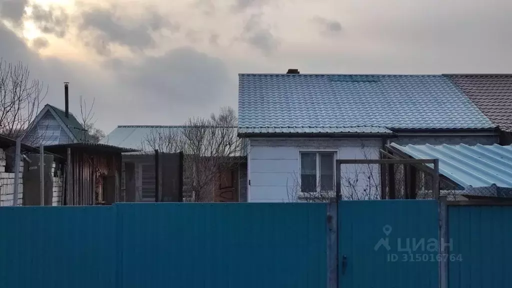Дом в Приморский край, с. Чугуевка ул. Чкалова, 5 (100 м) - Фото 1