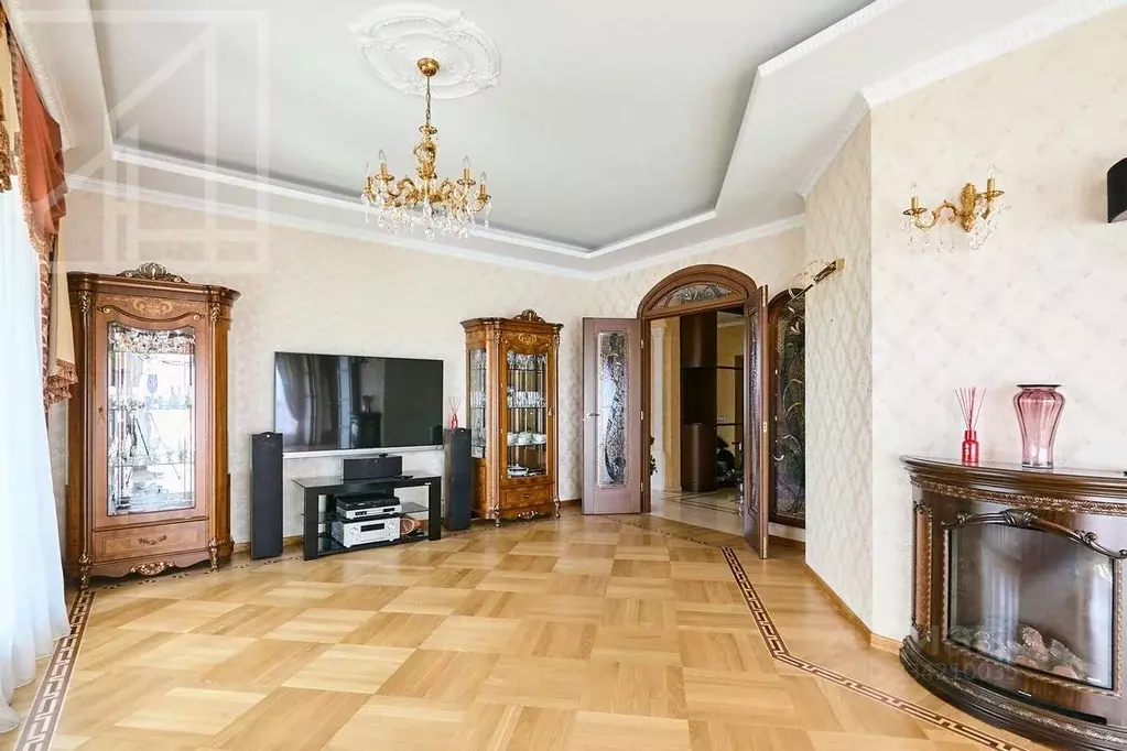 4-к кв. Москва Страстной бул., 10к1 (156.0 м) - Фото 0