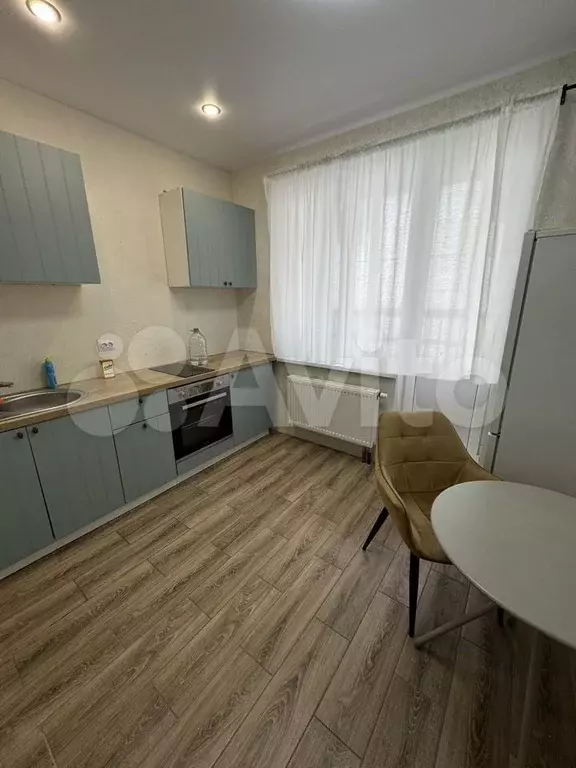 1-к. квартира, 38 м, 7/10 эт. - Фото 0