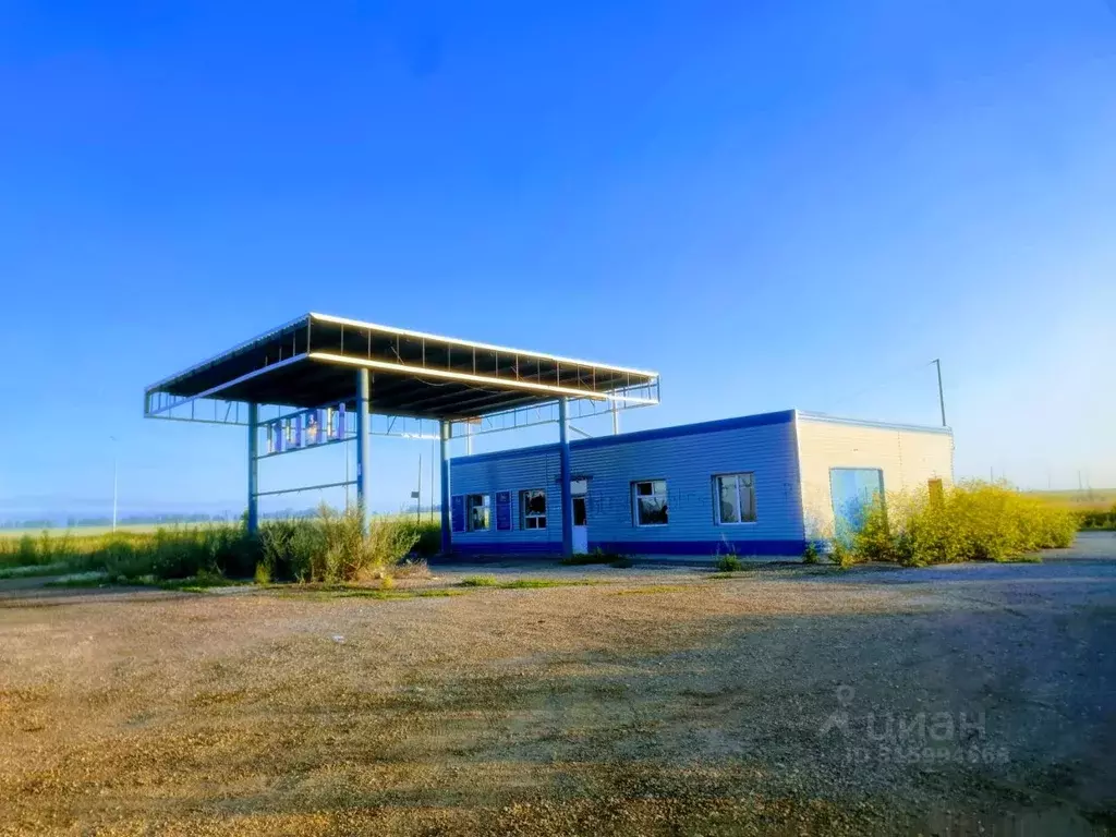 Помещение свободного назначения в Алтайский край, Калманский район, с. ... - Фото 1