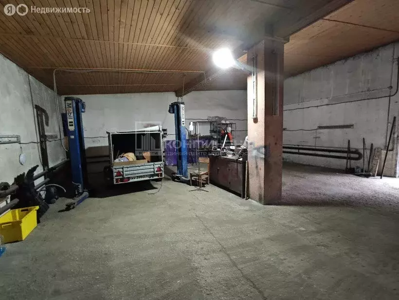 Торговая площадь (181.7 м) - Фото 2