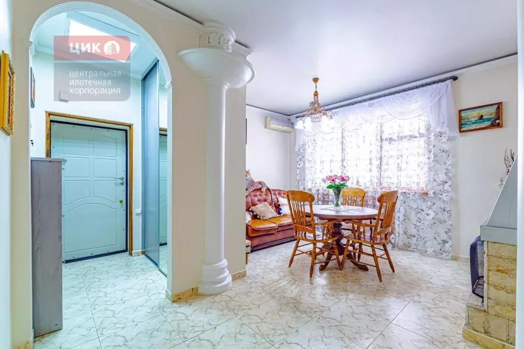 3-к кв. Краснодарский край, Сочи ул. Яна Фабрициуса, 4/1 (66.9 м) - Фото 2