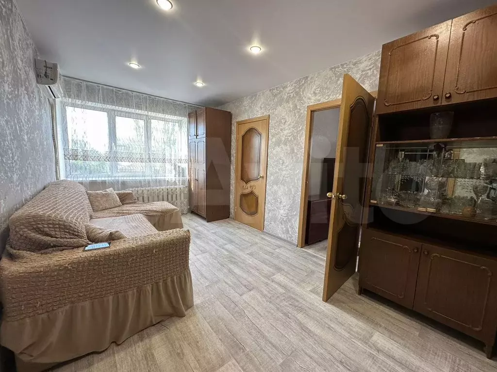 4-к. квартира, 62,1 м, 5/5 эт. - Фото 0