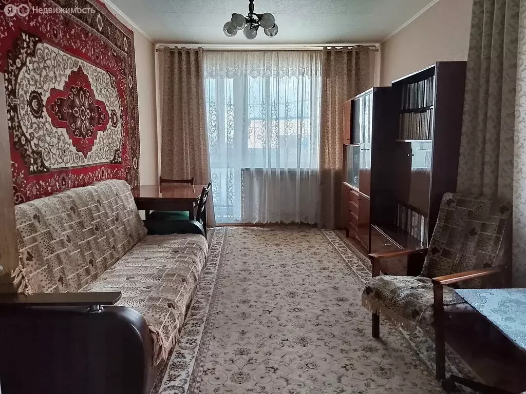 3-комнатная квартира: Саратов, Моторная улица, 8 (57.4 м) - Фото 1