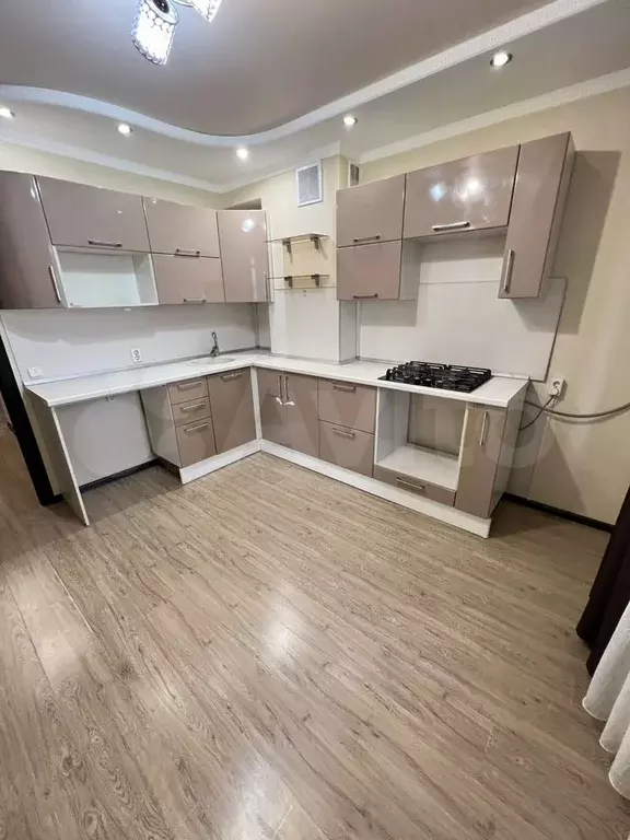 1-к. квартира, 32 м, 7/9 эт. - Фото 1