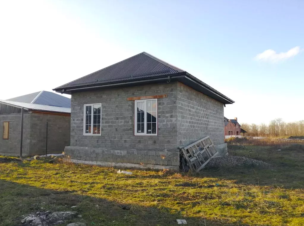 Дом в Адыгея, Майкоп городской округ, пос. Западный  (55 м) - Фото 2