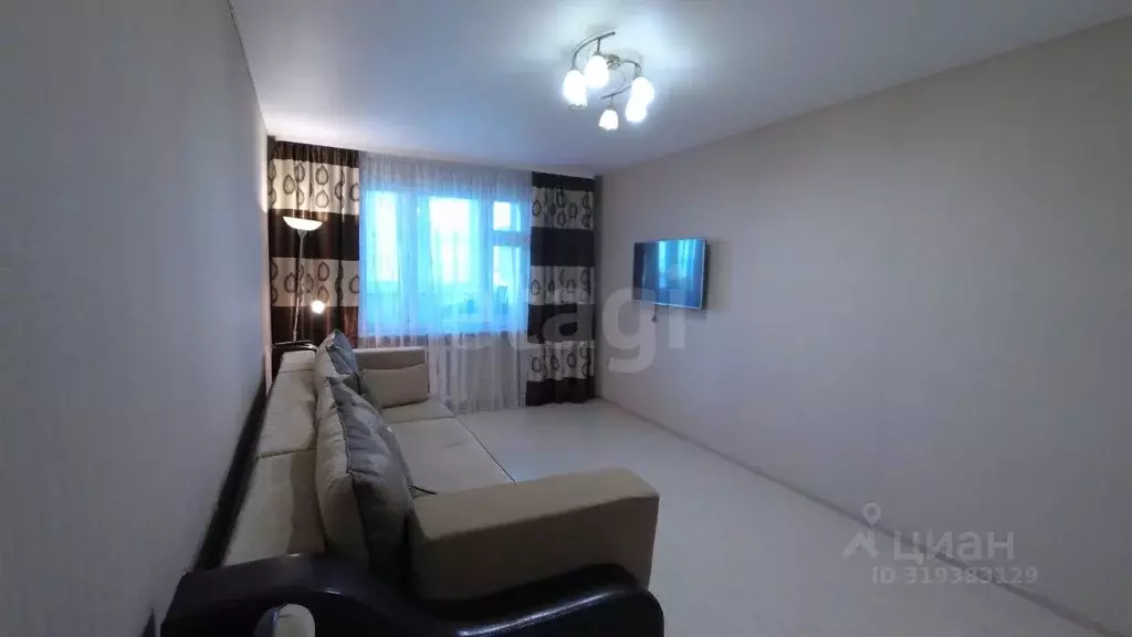 1-к кв. Коми, Сыктывкар ул. Свободы, 35/75 (36.0 м) - Фото 0