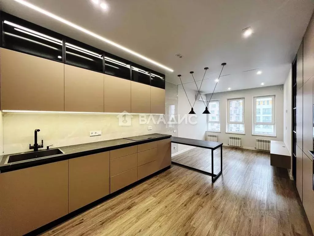 3-к кв. Пензенская область, Пенза ул. Измайлова, 58Ак1 (81.4 м) - Фото 1