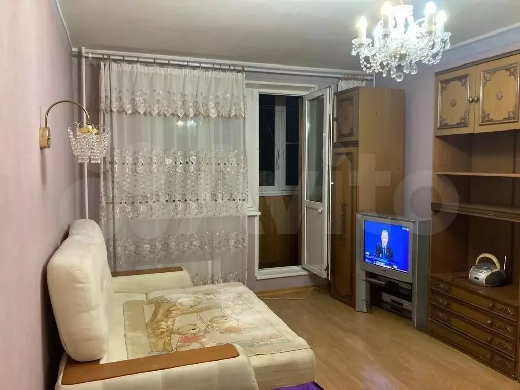 2-к. квартира, 60 м, 14/17 эт. - Фото 1