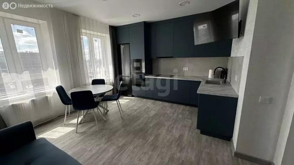 2-комнатная квартира: Новосибирск, Светлановская улица, 52/2 (61 м) - Фото 1