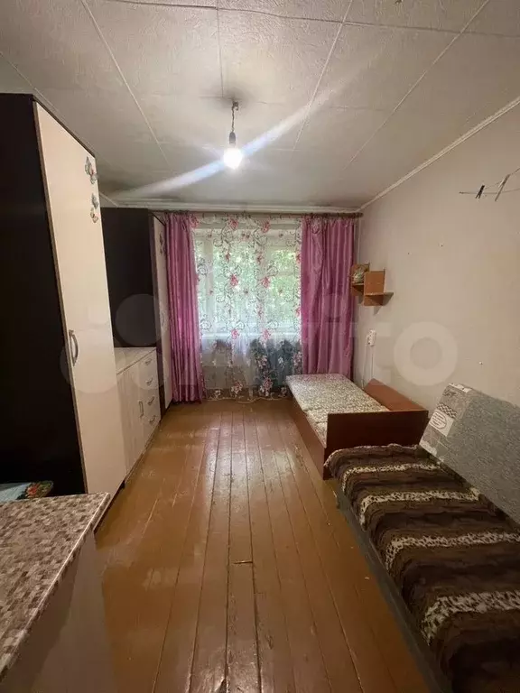 Комната 11 м в 5-к., 2/5 эт. - Фото 0