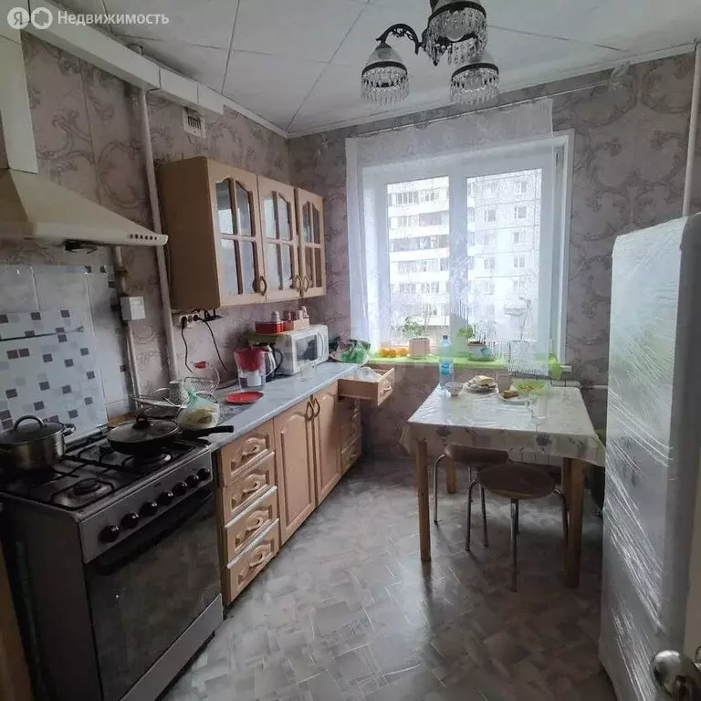 3-комнатная квартира: Омск, микрорайон Звёздный, улица Лисицкого, 9Б ... - Фото 0