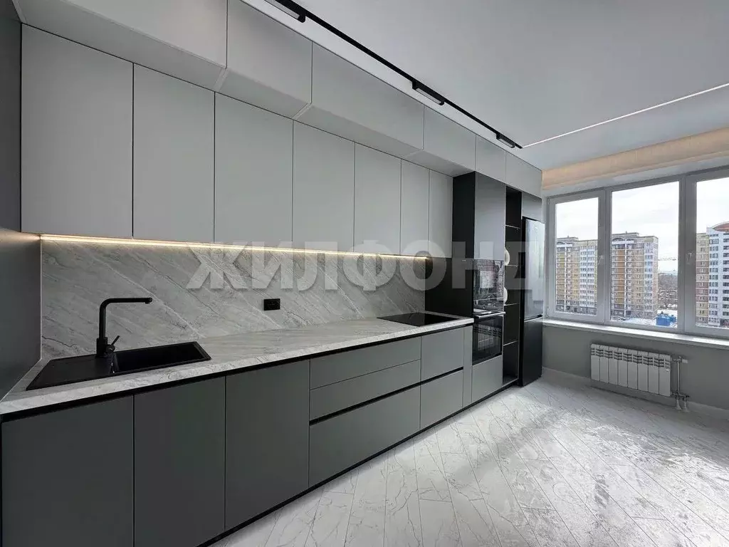 2-к кв. Хакасия, Абакан Трудовая ул., 82 (65.6 м) - Фото 2