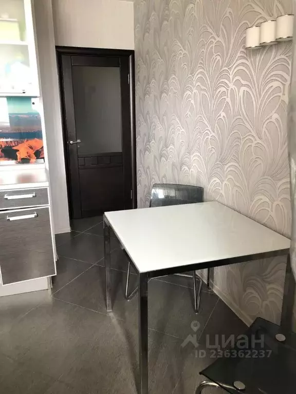 1-к кв. Тверская область, Тверь ул. 1-я Суворова, 7 (47.0 м) - Фото 2