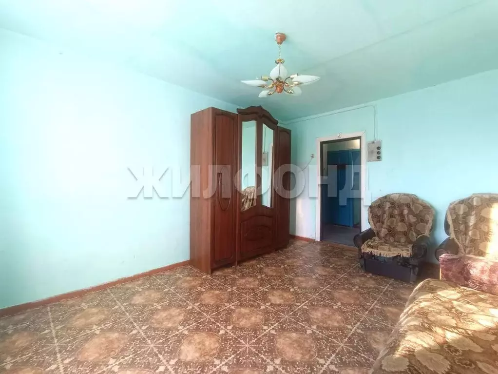 3-к кв. Новосибирская область, Колыванский район, с. Вьюны ул. ... - Фото 1