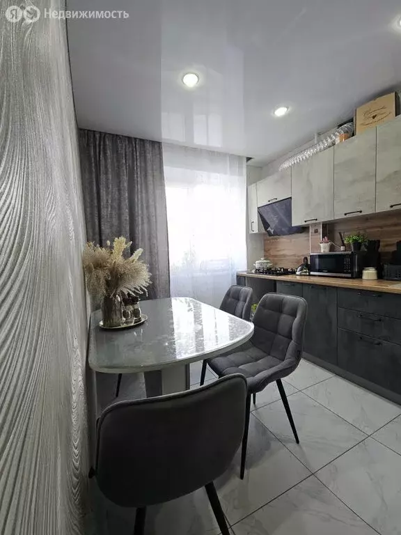 3-комнатная квартира: Саратов, 2-й Московский проезд, 14 (61.7 м) - Фото 1