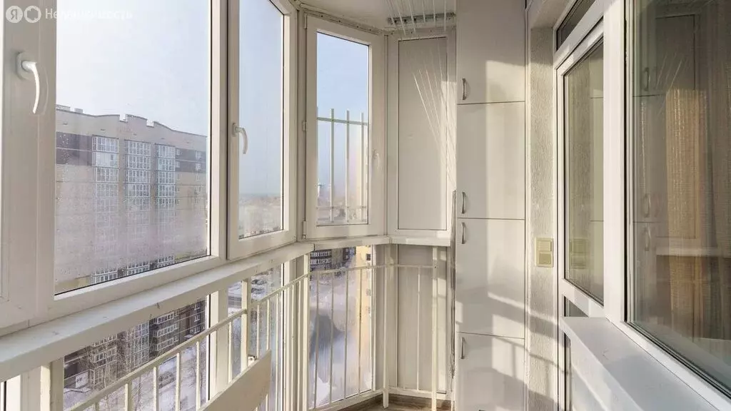 2-комнатная квартира: Тюмень, микрорайон Мыс, Судоремонтная улица, 30 ... - Фото 1