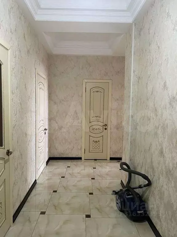 2-к кв. Дагестан, Махачкала ул. Лизы Чайкиной (73.0 м) - Фото 0