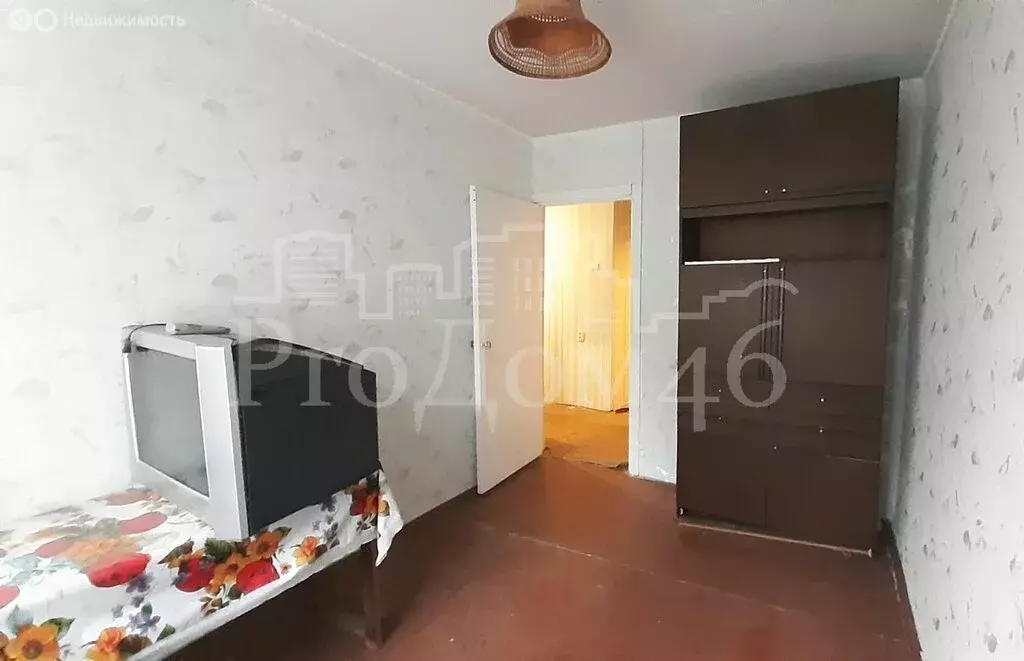 3-комнатная квартира: Курск, улица Халтурина, 3 (56.4 м) - Фото 1