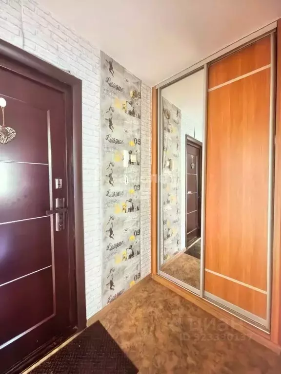 1-к кв. Омская область, Омск Заозерный мкр, ул. Бородина, 8/1 (29.9 м) - Фото 1