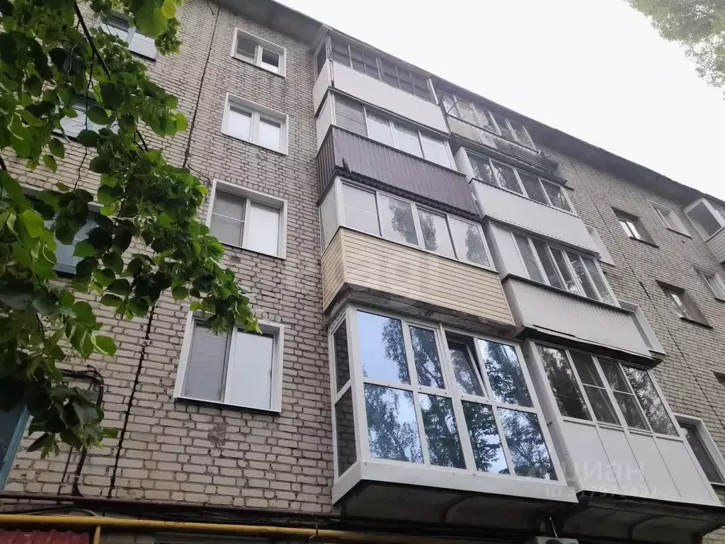 2-к кв. Саратовская область, Балашов просп. Космонавтов, 7 (44.2 м) - Фото 1