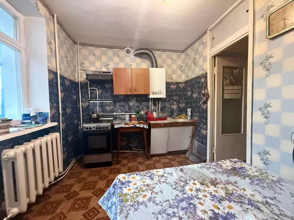 2-к кв. Крым, Феодосия ул. Челнокова, 74 (50.8 м) - Фото 1