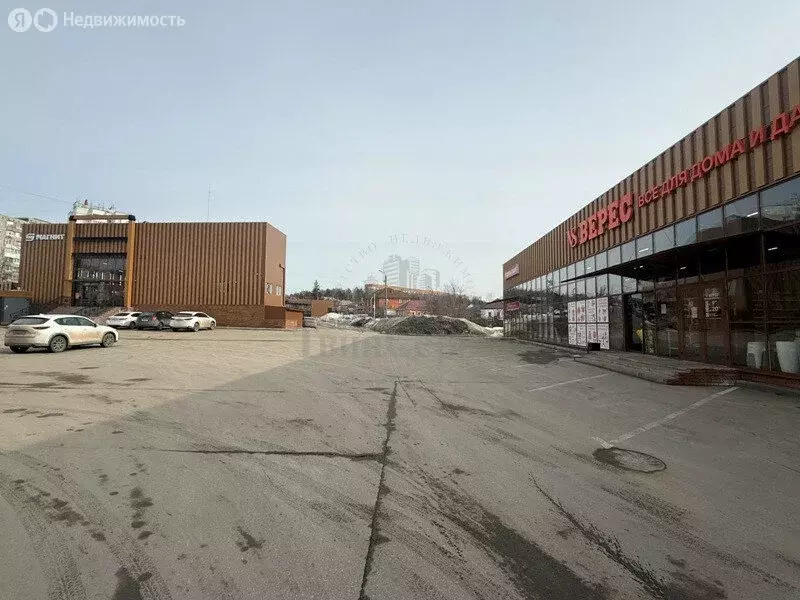 Торговая площадь (370 м) - Фото 2