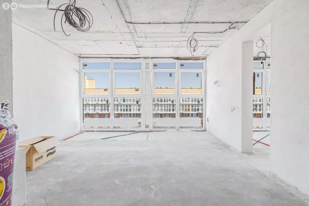 2-комнатная квартира: Краснодар, улица Западный Обход, 39/2к5 (61.8 м) - Фото 1