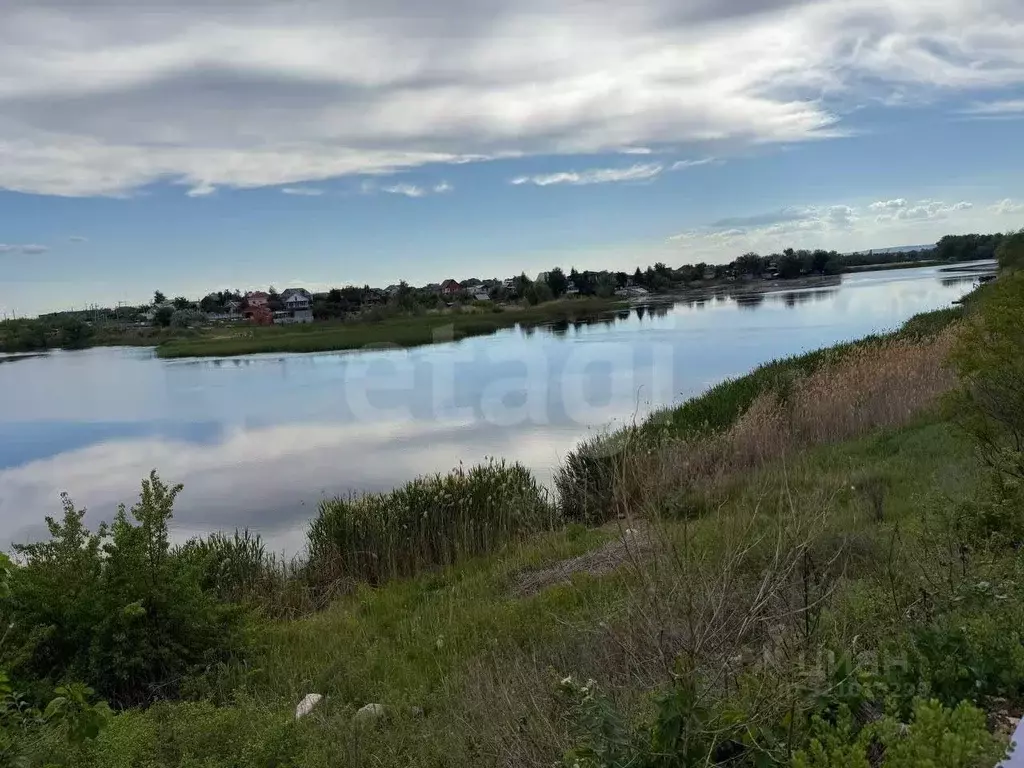 Участок в Саратовская область, Энгельсский район, Красноярское ... - Фото 1
