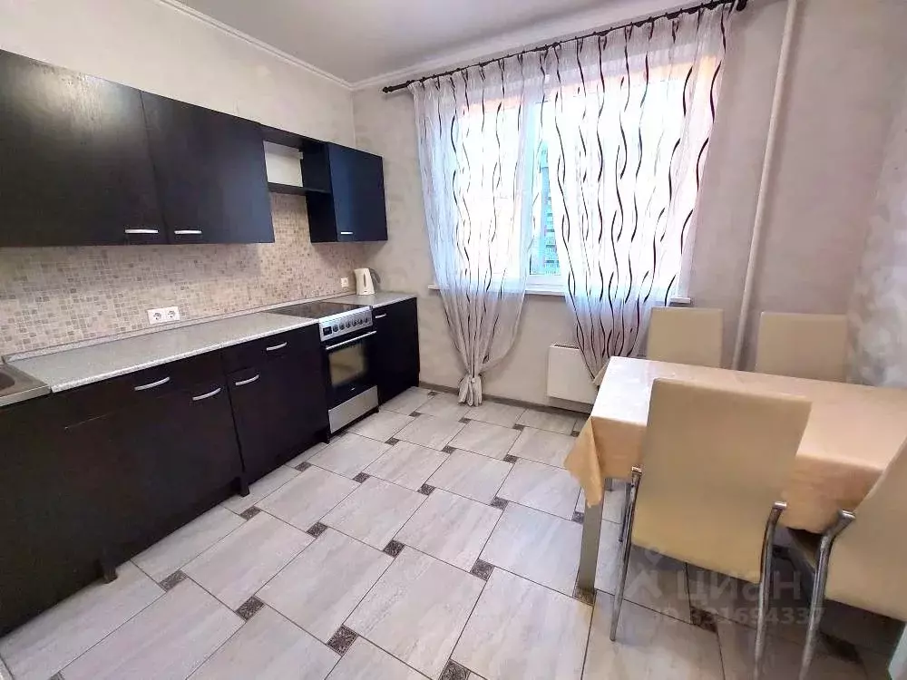 3-к кв. Московская область, Химки Молодежная ул., 5 (75.0 м) - Фото 1
