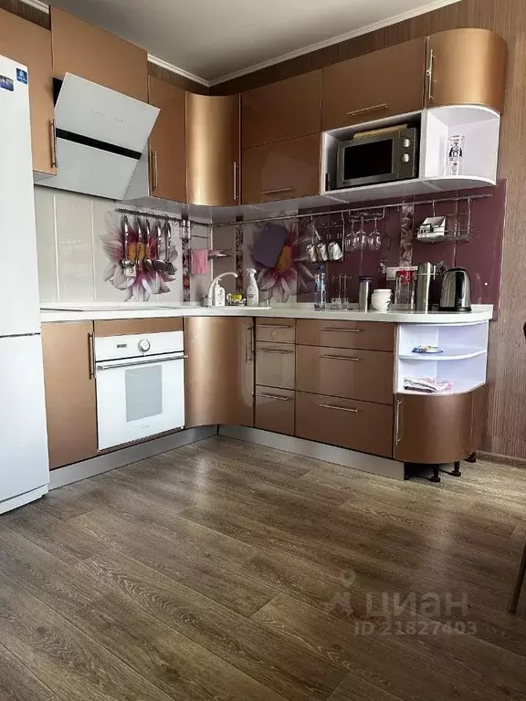 3-к кв. Хабаровский край, Хабаровск ул. А.А. Вахова, 8А (70.0 м) - Фото 0