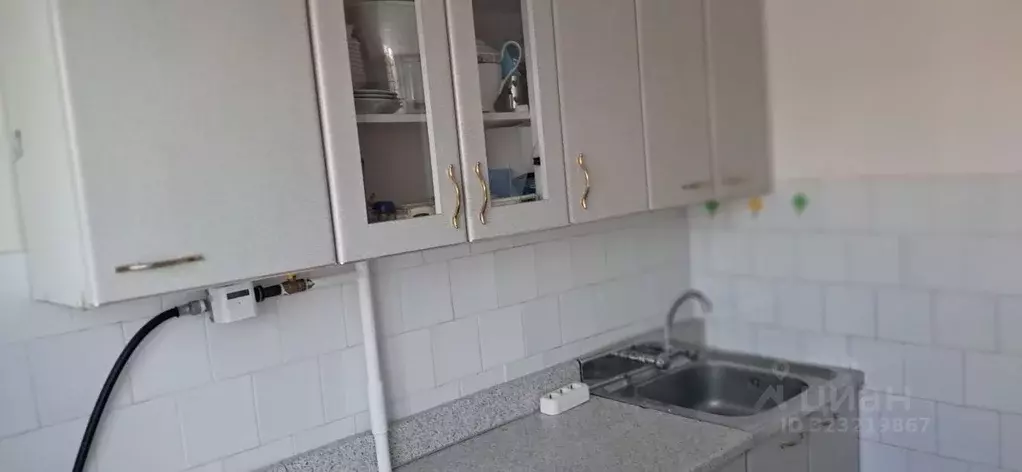 3-к кв. Омская область, Омск Городок Нефтяников мкр, ул. 22 Апреля, 6 ... - Фото 2