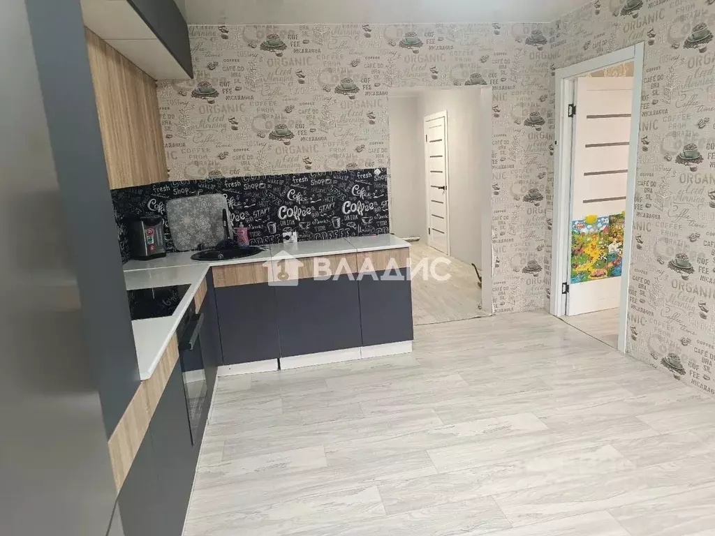Дом в Бурятия, Улан-Удэ Судоремонтная ул. (250 м) - Фото 1